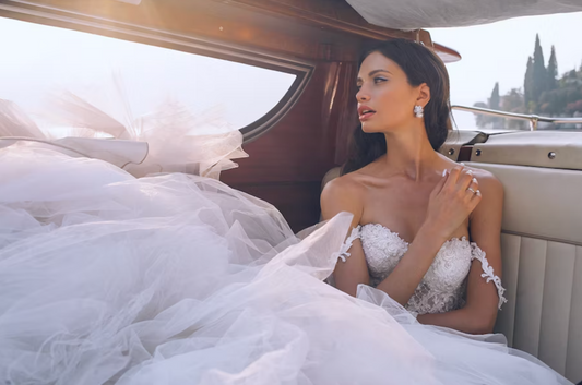 Affordable Wedding Dresses Under $1000 — Yes, They Do Exist